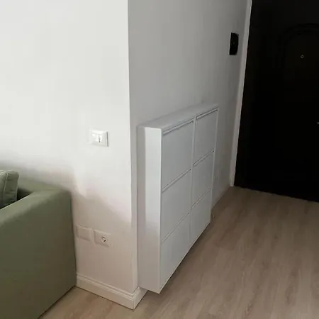 Green Apartment *