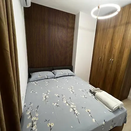 Green Apartment *